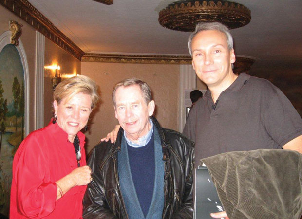 Timothy Phillips with Vaclav Havel and Beyond Conflict co-founder Wendy Luers