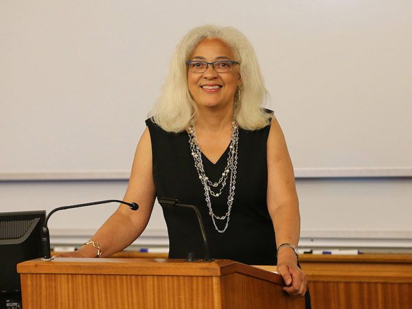 Renée Landers